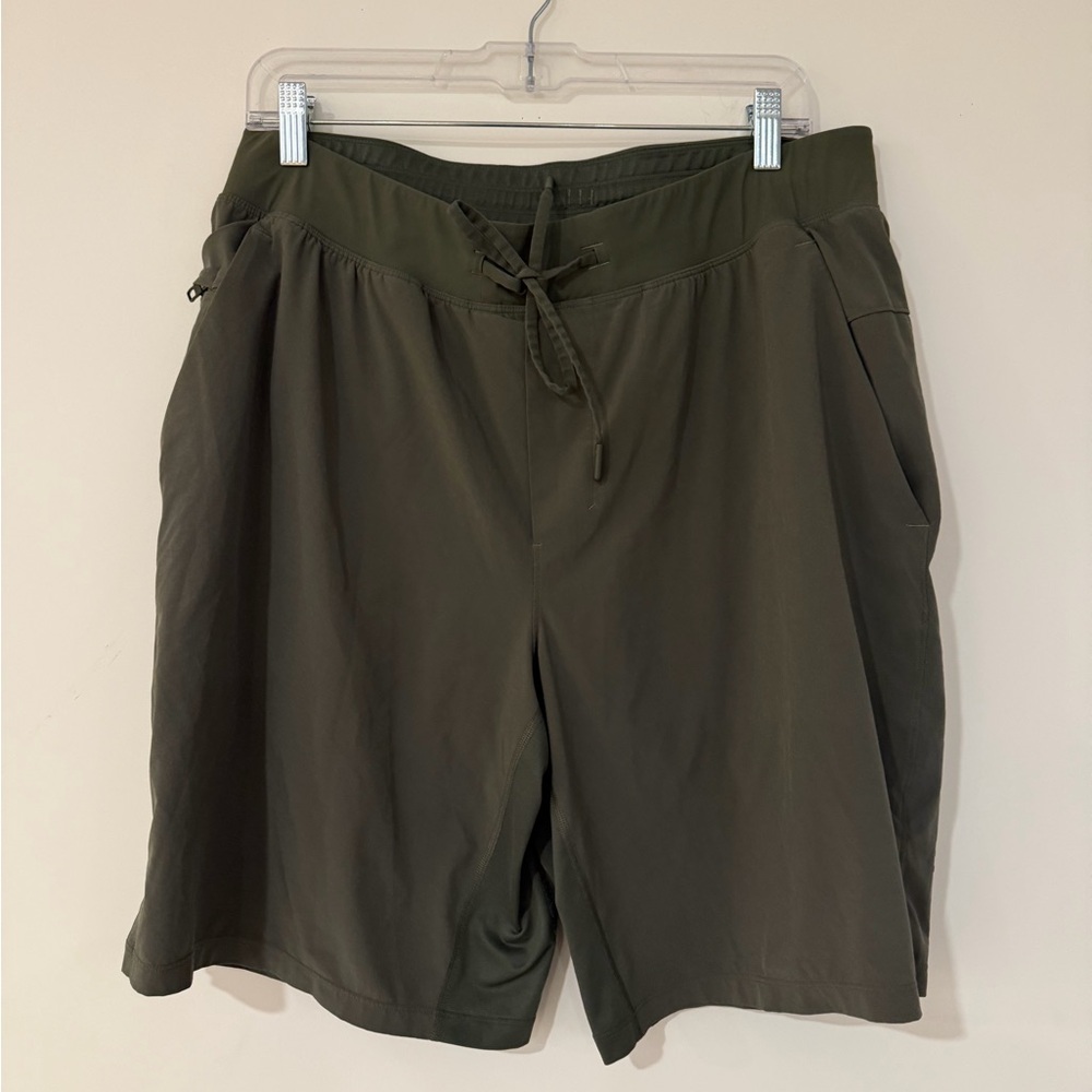 Lululemon Athletica Olive Green performance Casual Shorts size XL